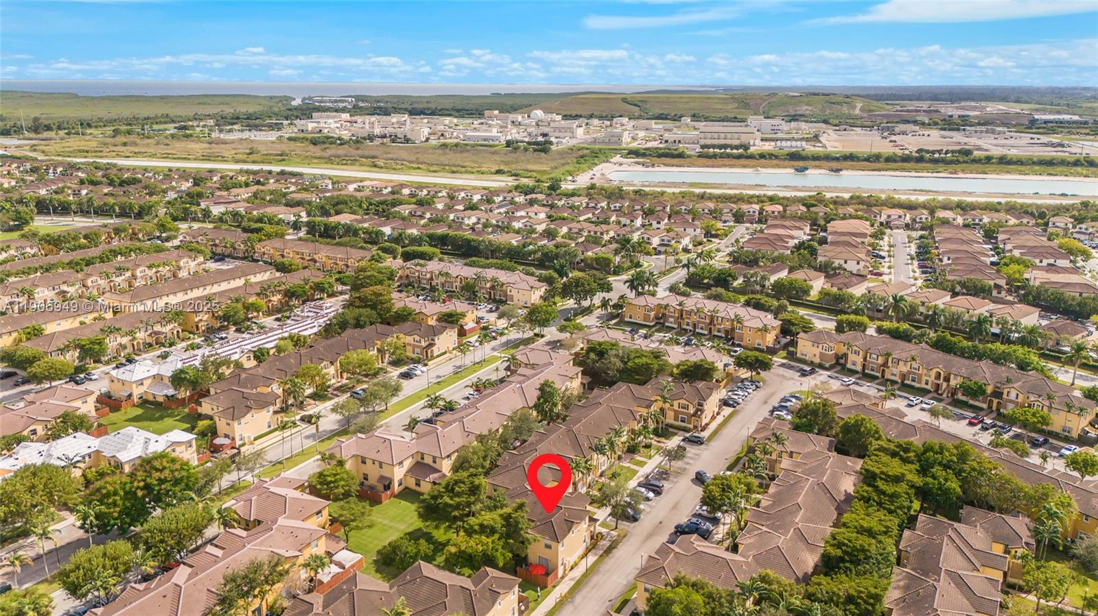 THE SHORES CONDO NO 2 - Residential