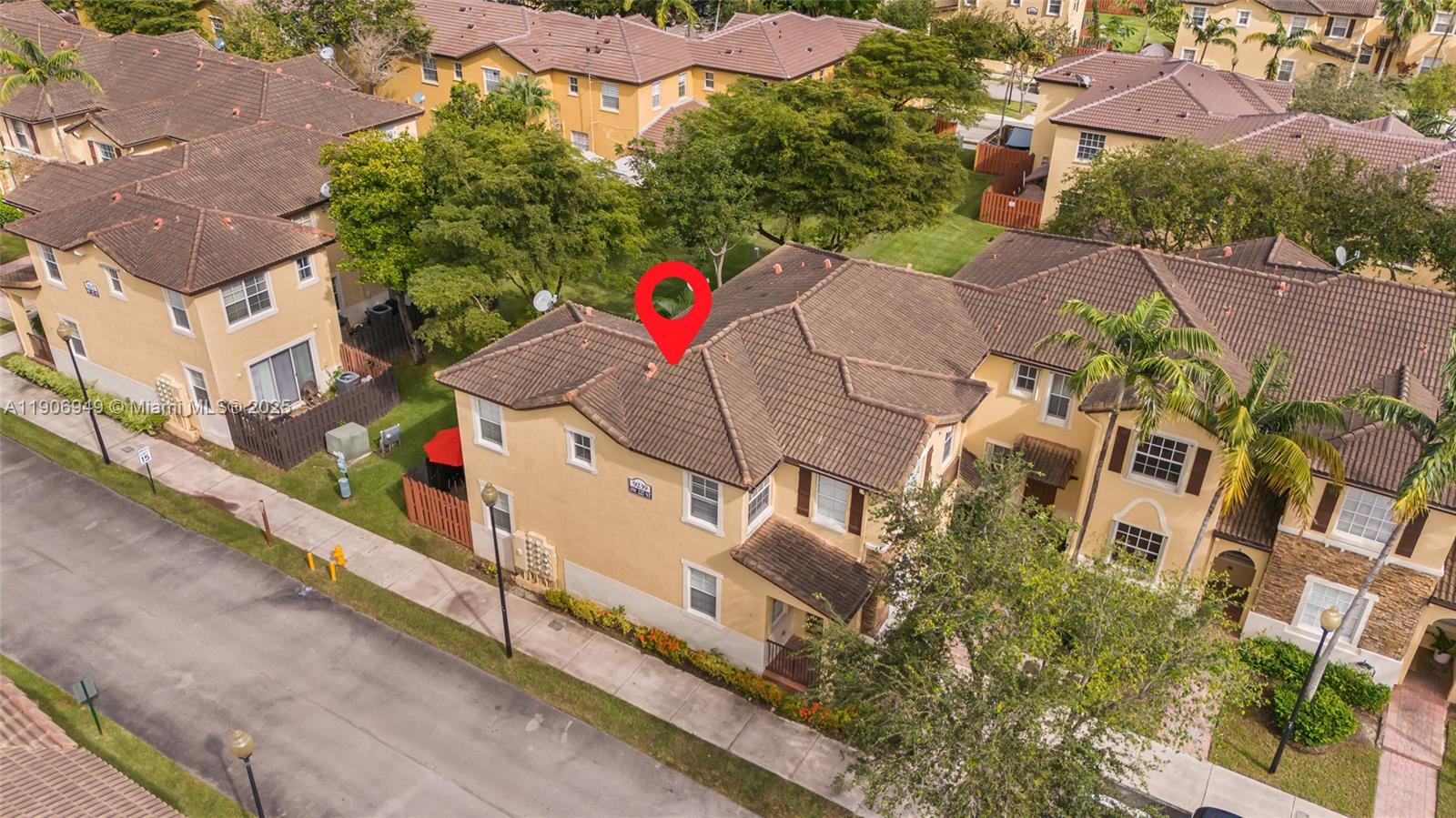 THE SHORES CONDO NO 2 - Residential