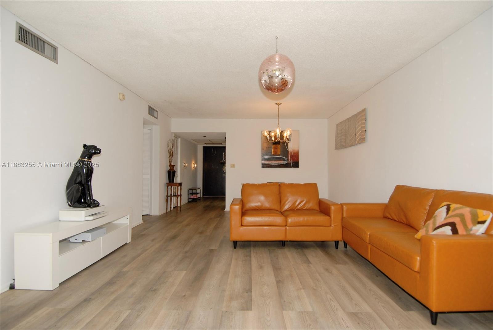 NO 60 PALM-AIRE COUNTRY C - Residential