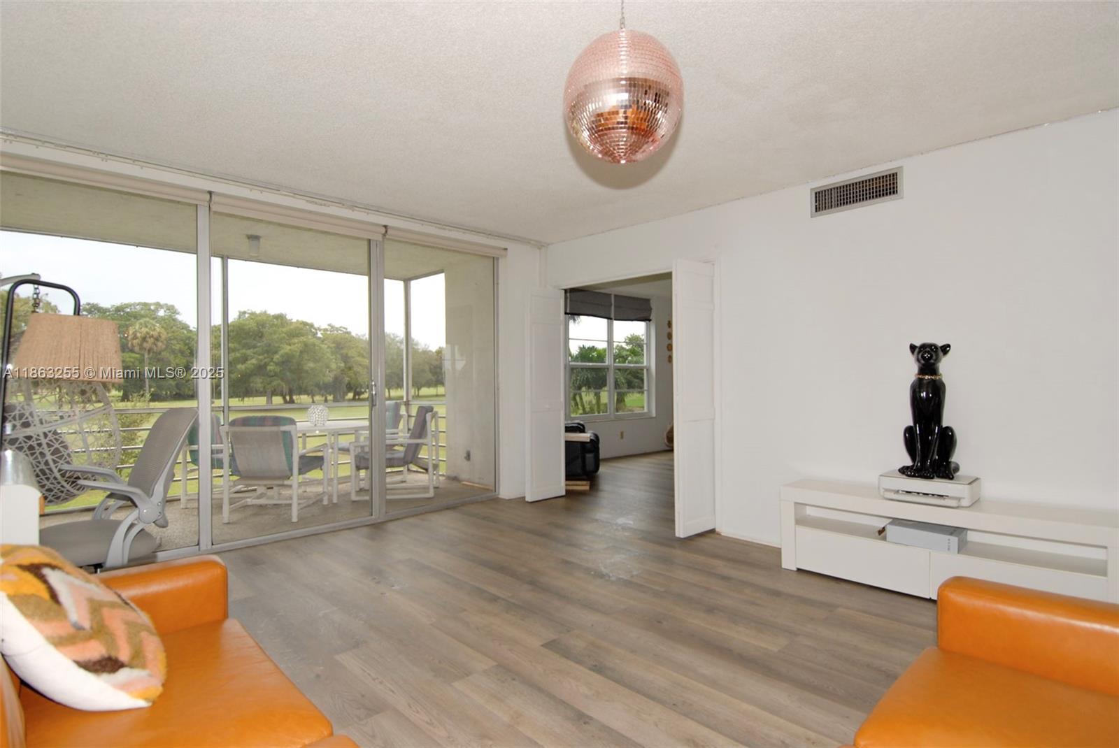 NO 60 PALM-AIRE COUNTRY C - Residential