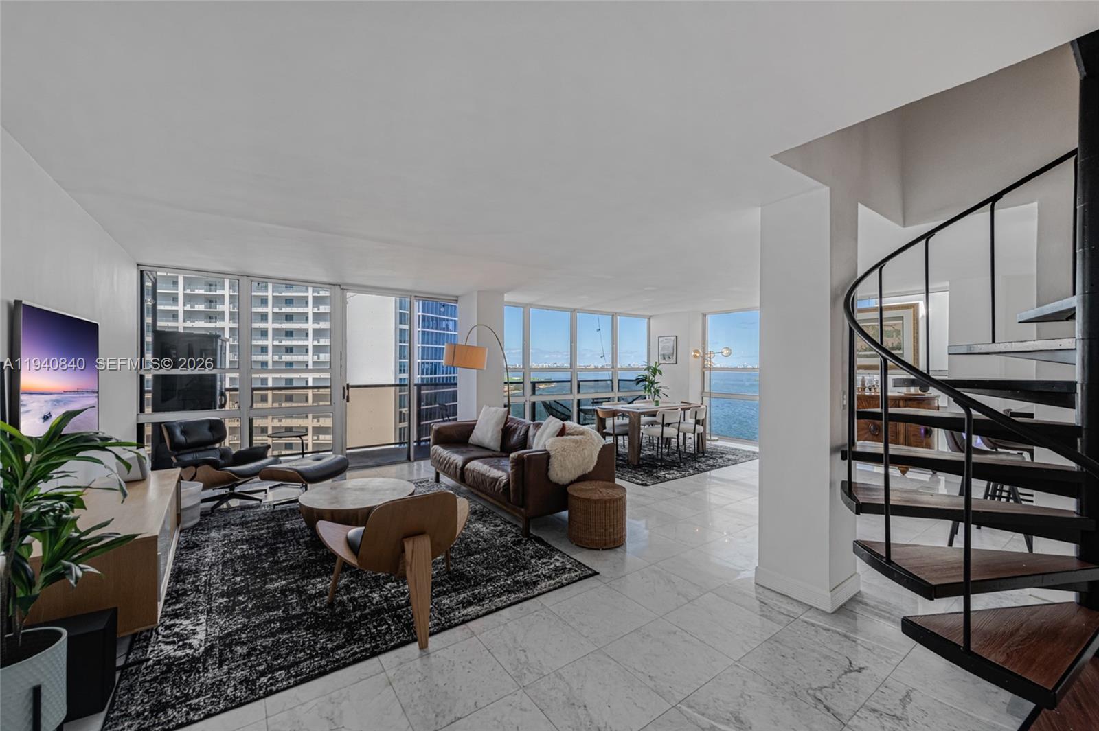 CHARTER CLUB CONDO - Residential Lease