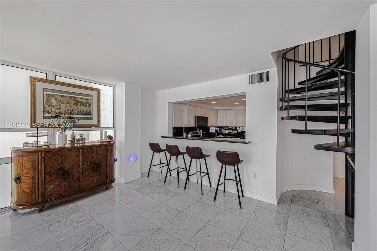 CHARTER CLUB CONDO - Residential Lease