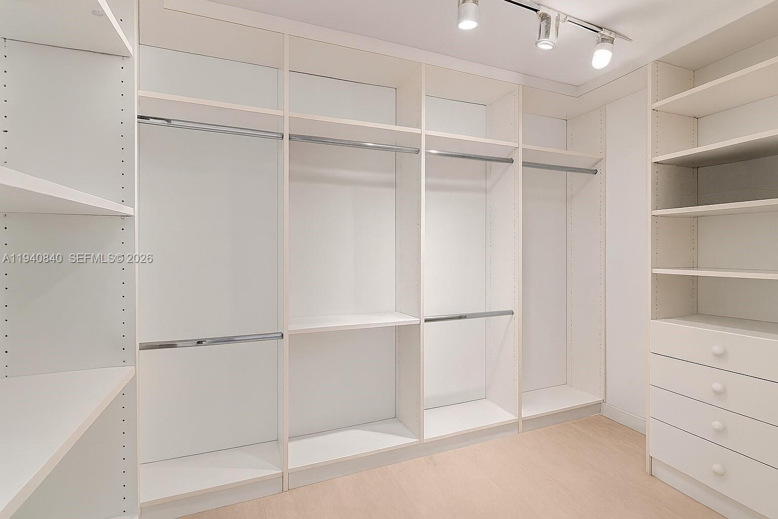 CHARTER CLUB CONDO - Residential Lease