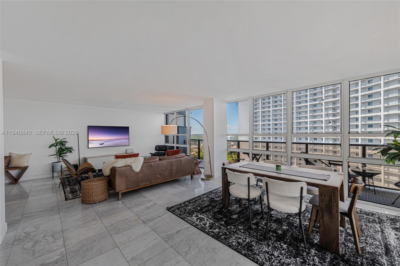 CHARTER CLUB CONDO - Residential Lease