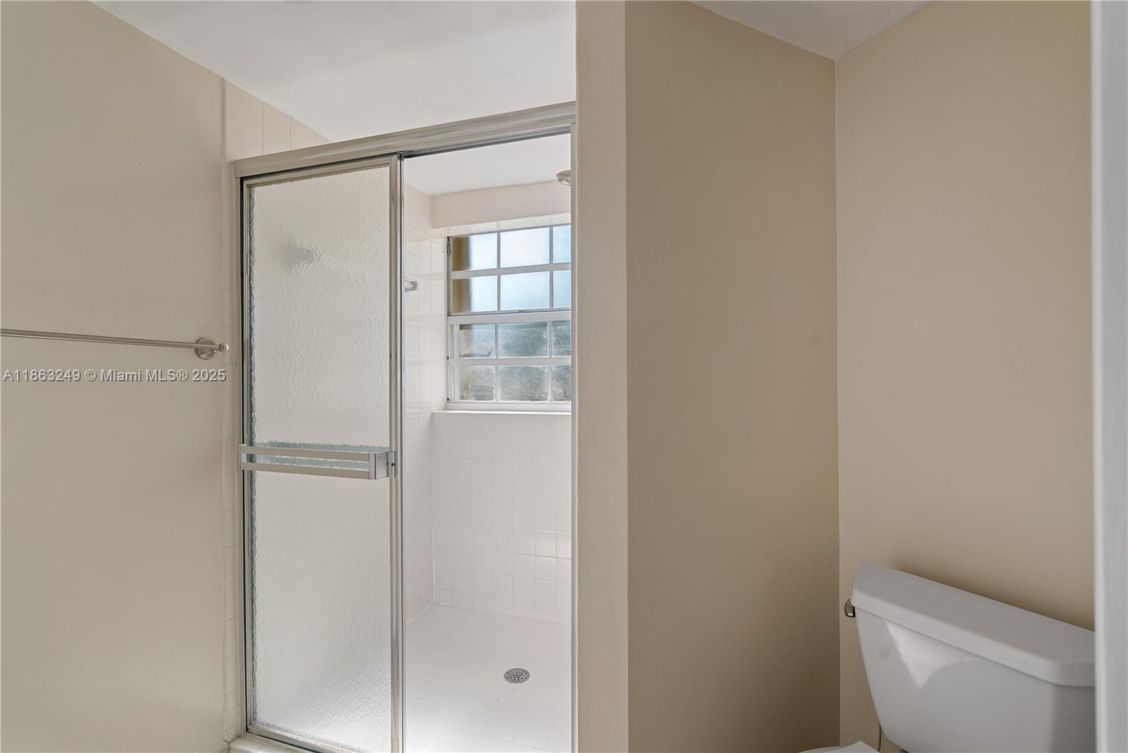 KEYS GATE CONDO NO TWO - Residential