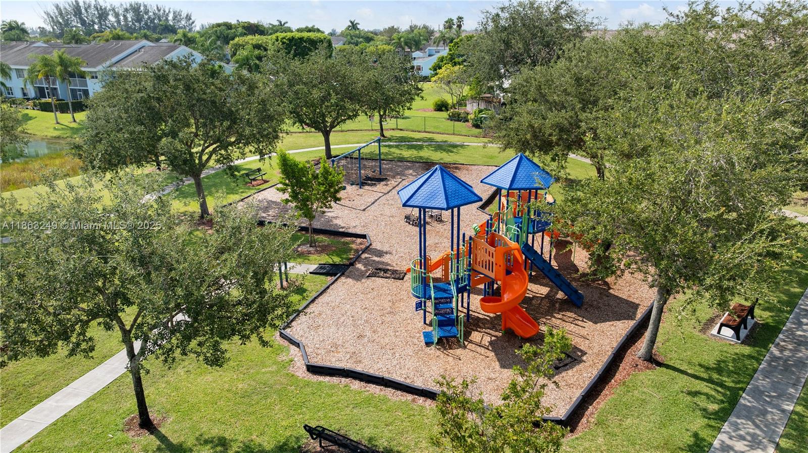 KEYS GATE CONDO NO TWO - Residential