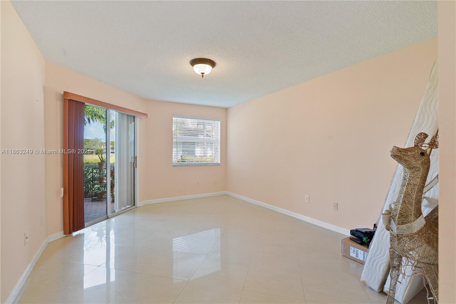 KEYS GATE CONDO NO TWO - Residential