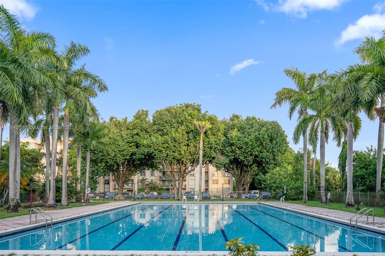 THE FOUNTAINS OF FONTAINE - Residential