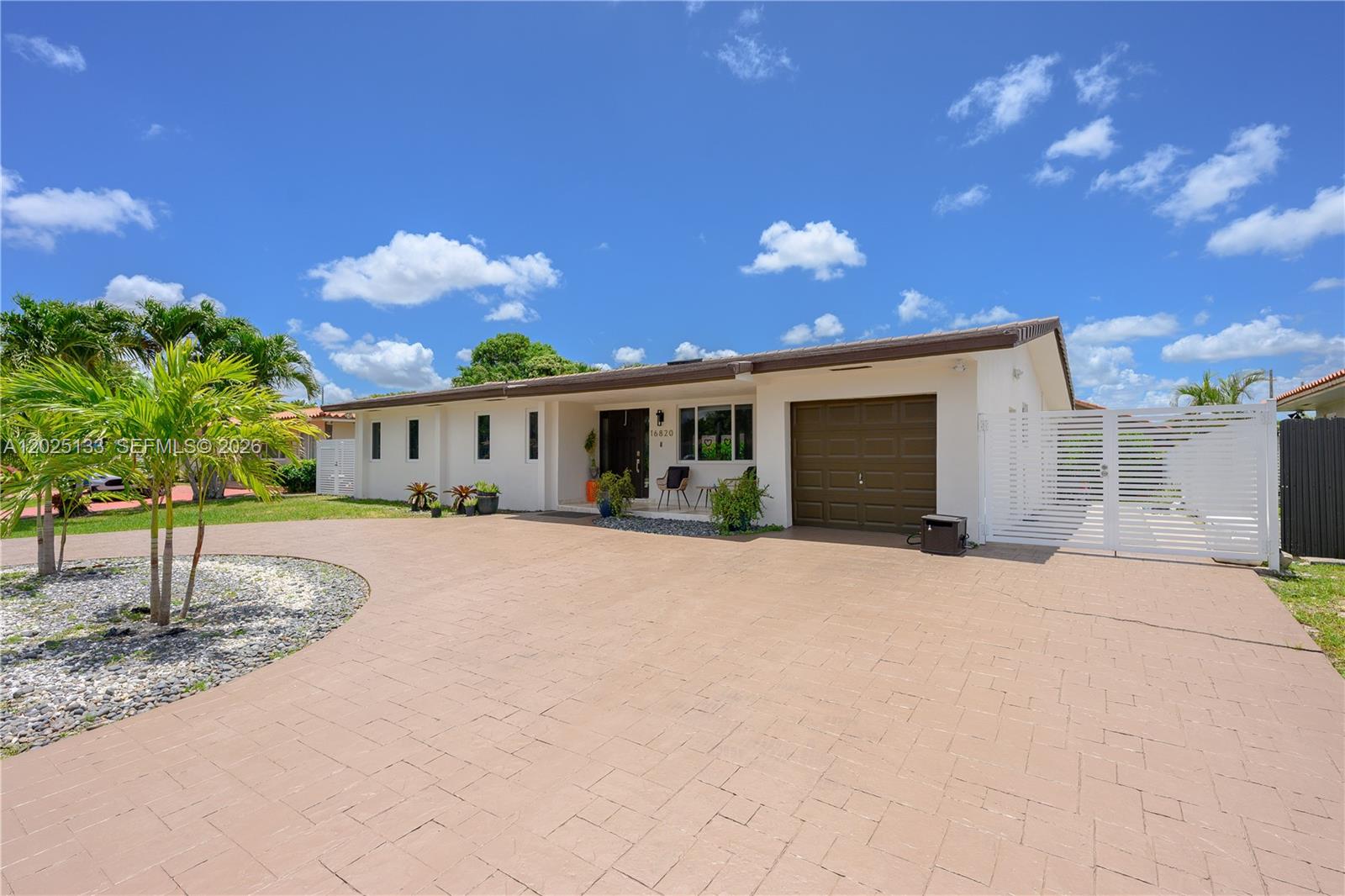 PALM SPRINGS NORTH SEC U - Residential
