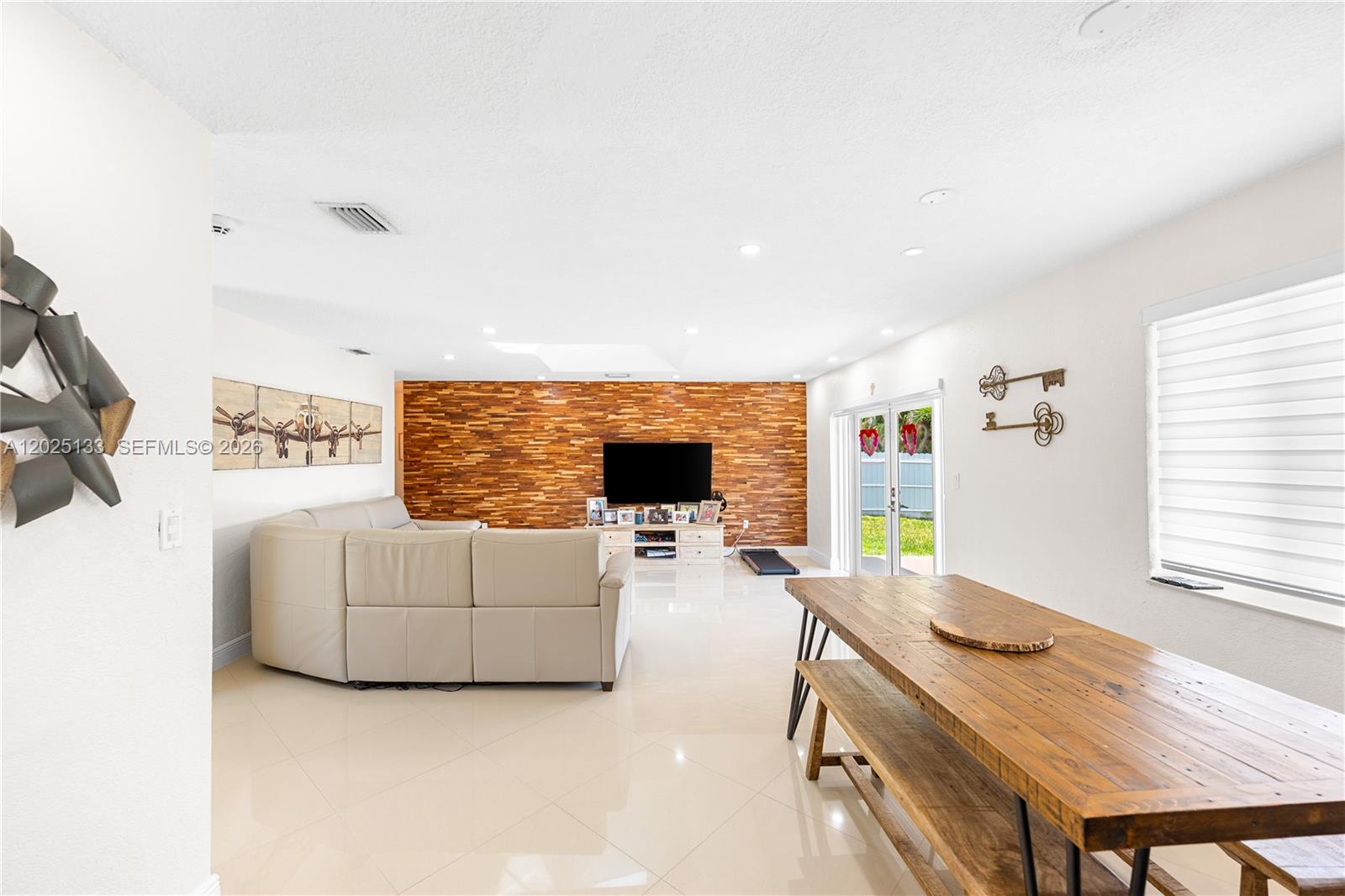 PALM SPRINGS NORTH SEC U - Residential