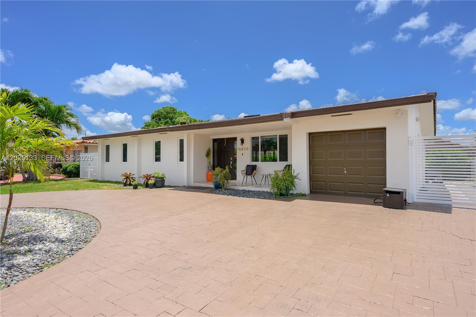 PALM SPRINGS NORTH SEC U - Residential