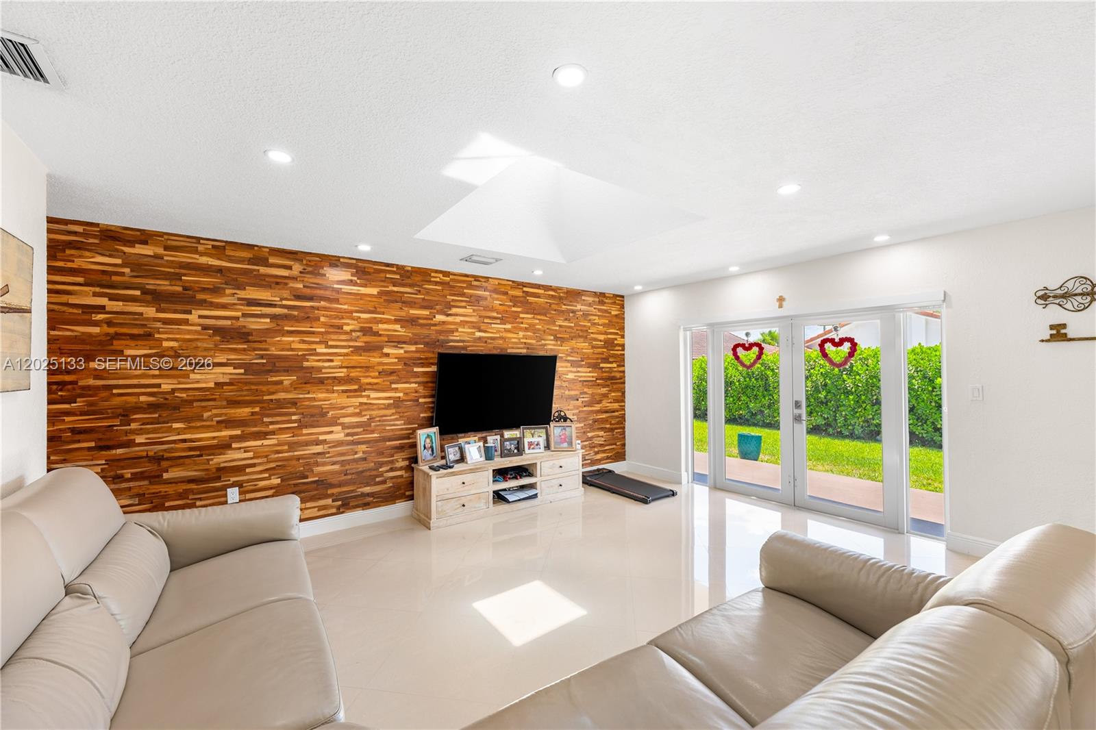 PALM SPRINGS NORTH SEC U - Residential