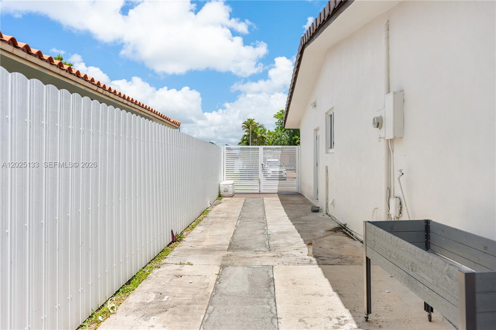 PALM SPRINGS NORTH SEC U - Residential