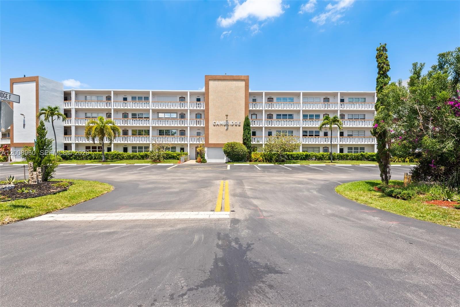 CAMBRIDGE F CONDO - Residential