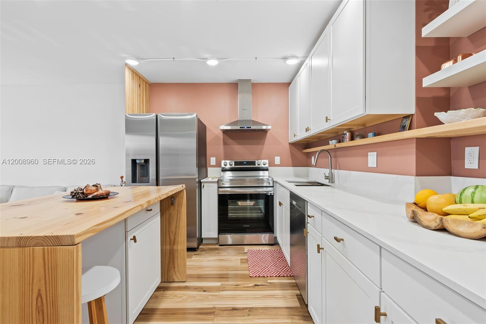 CAMBRIDGE F CONDO - Residential