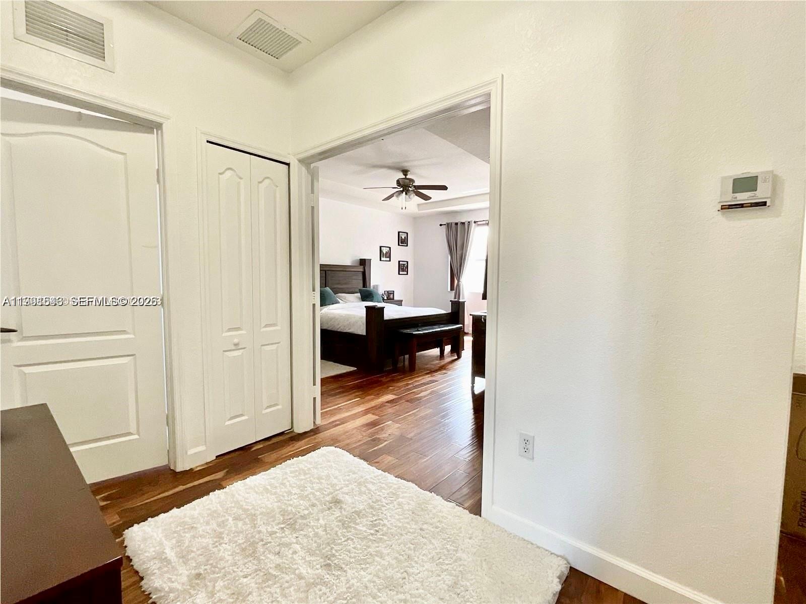 DORAL ISLES NORTH SEC ONE - Residential