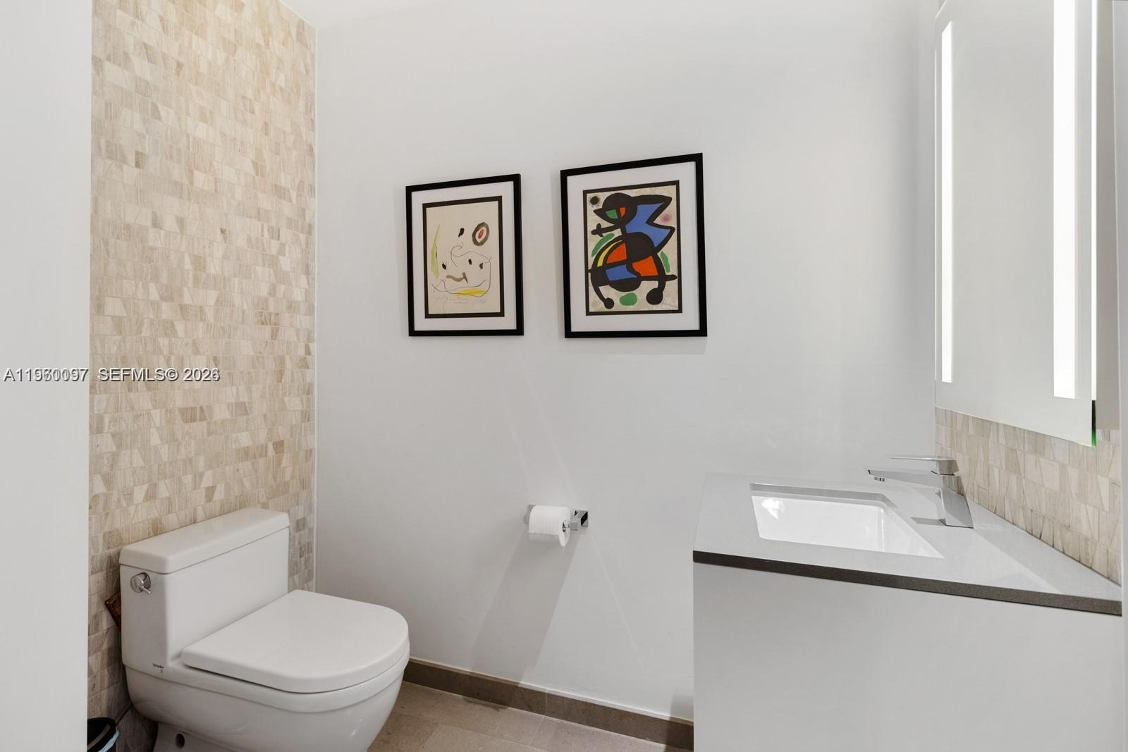 REACH CONDO - Residential