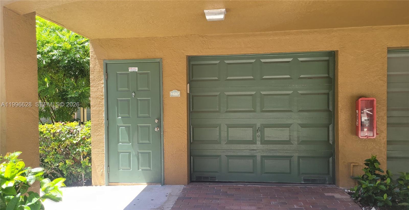 AVENTI AT AVENTURA CONDO - Residential Lease