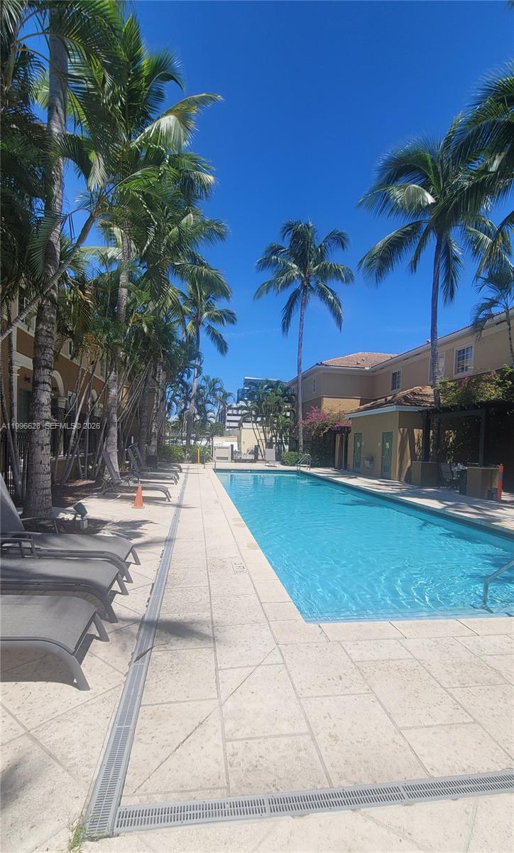 AVENTI AT AVENTURA CONDO - Residential Lease