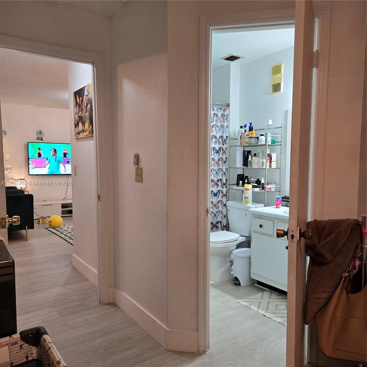 CORAL KEY CONDO - Residential