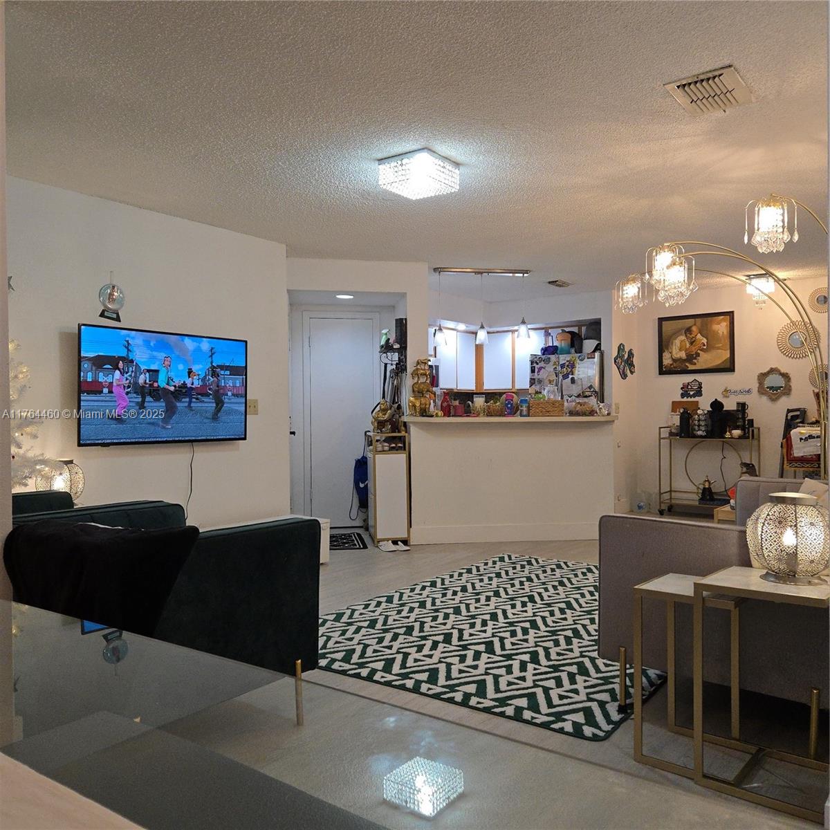 CORAL KEY CONDO - Residential