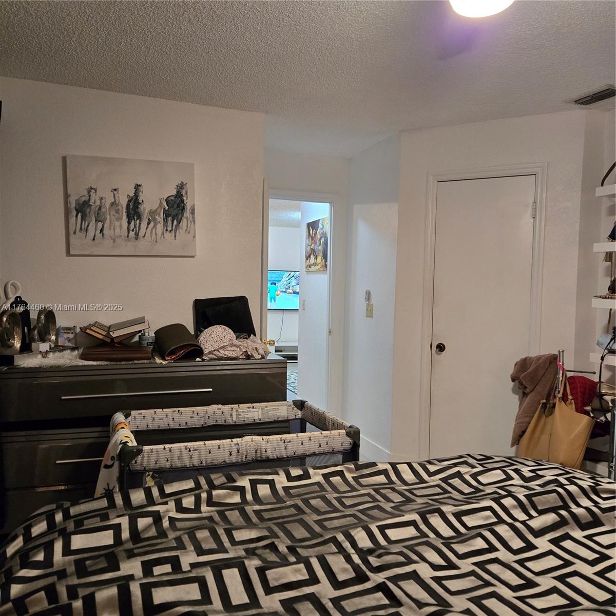 CORAL KEY CONDO - Residential