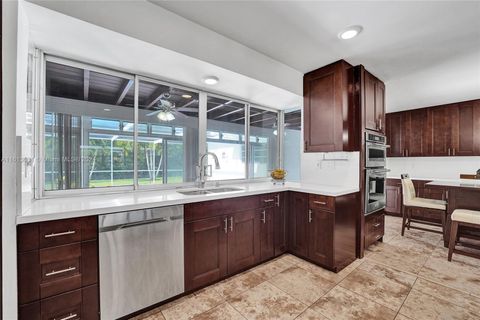 Single Family Residence in Hollywood FL 5408 Madison St St 19.jpg