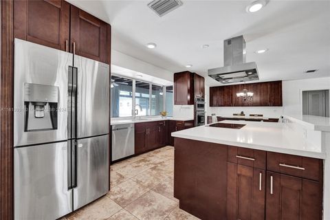 Single Family Residence in Hollywood FL 5408 Madison St St 17.jpg