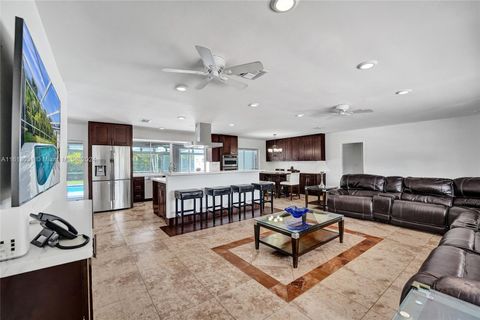 Single Family Residence in Hollywood FL 5408 Madison St St 12.jpg