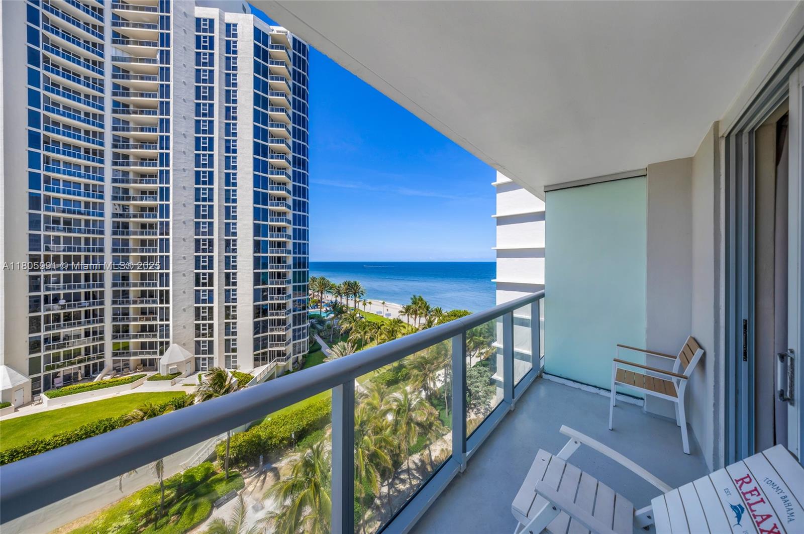 19201 Collins Ave 721