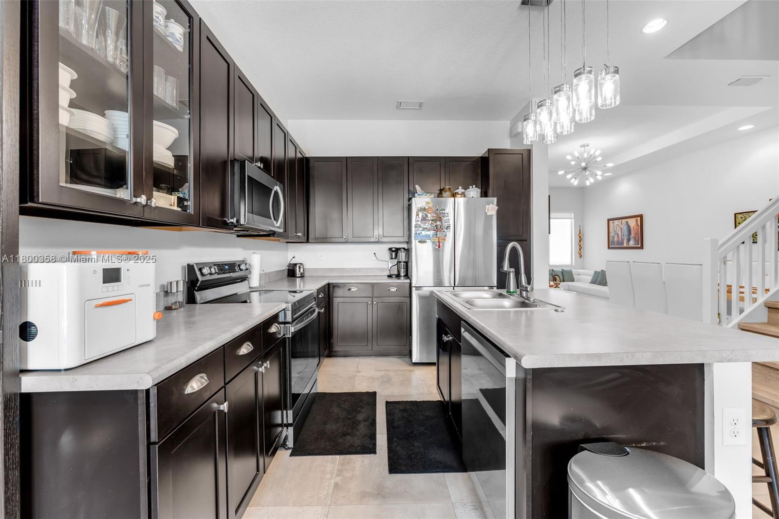 VENETIAN PARC - Residential