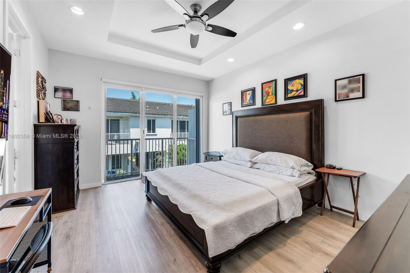 VENETIAN PARC - Residential