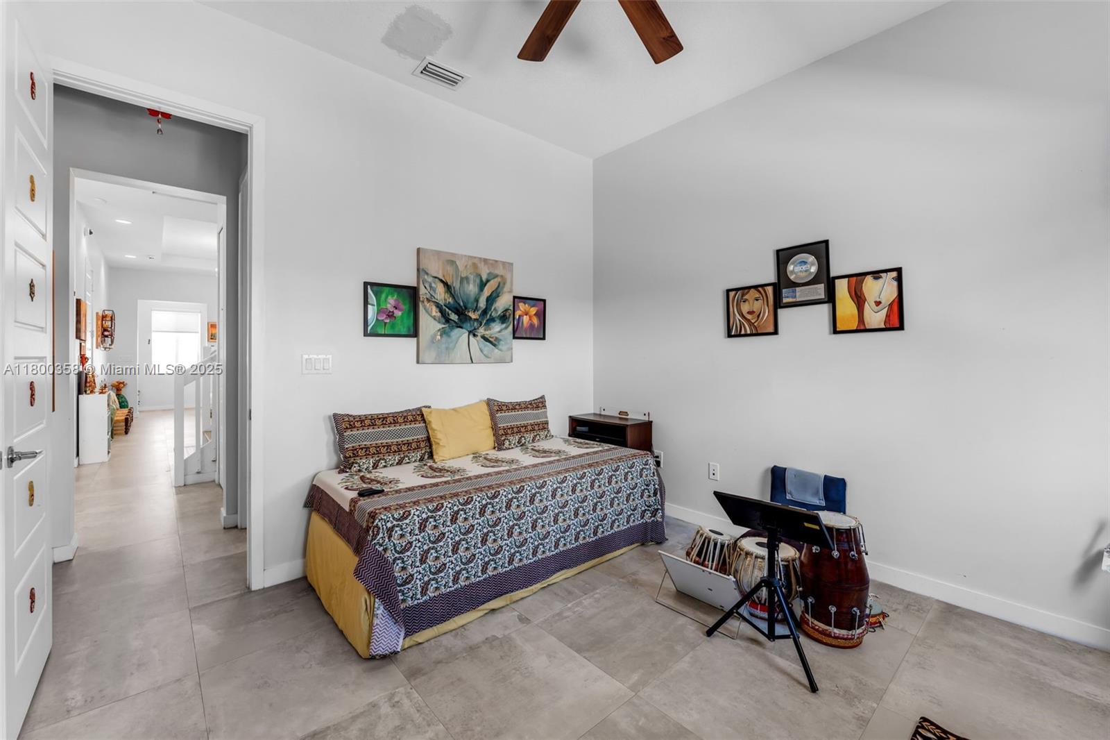 VENETIAN PARC - Residential