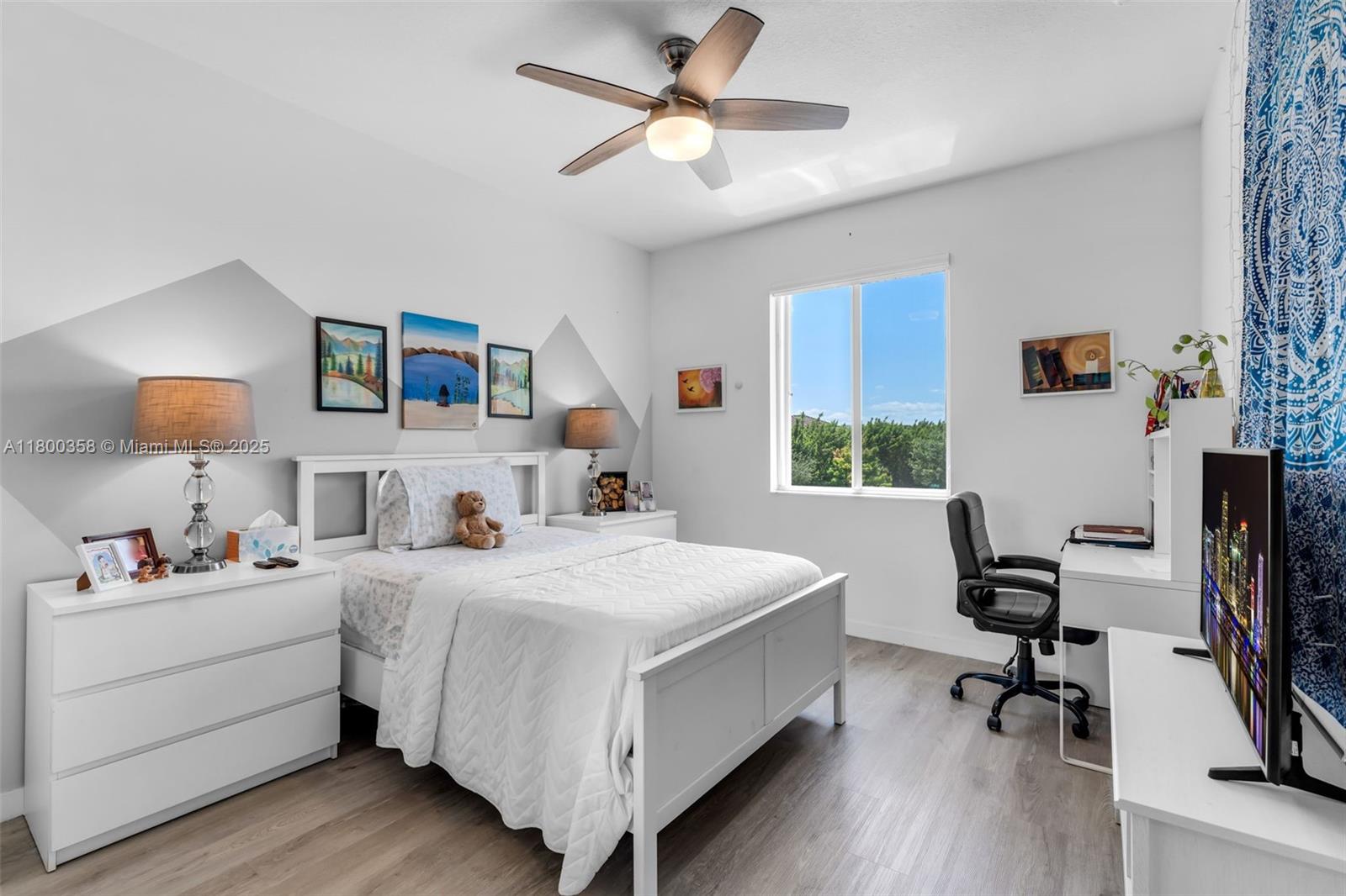 VENETIAN PARC - Residential