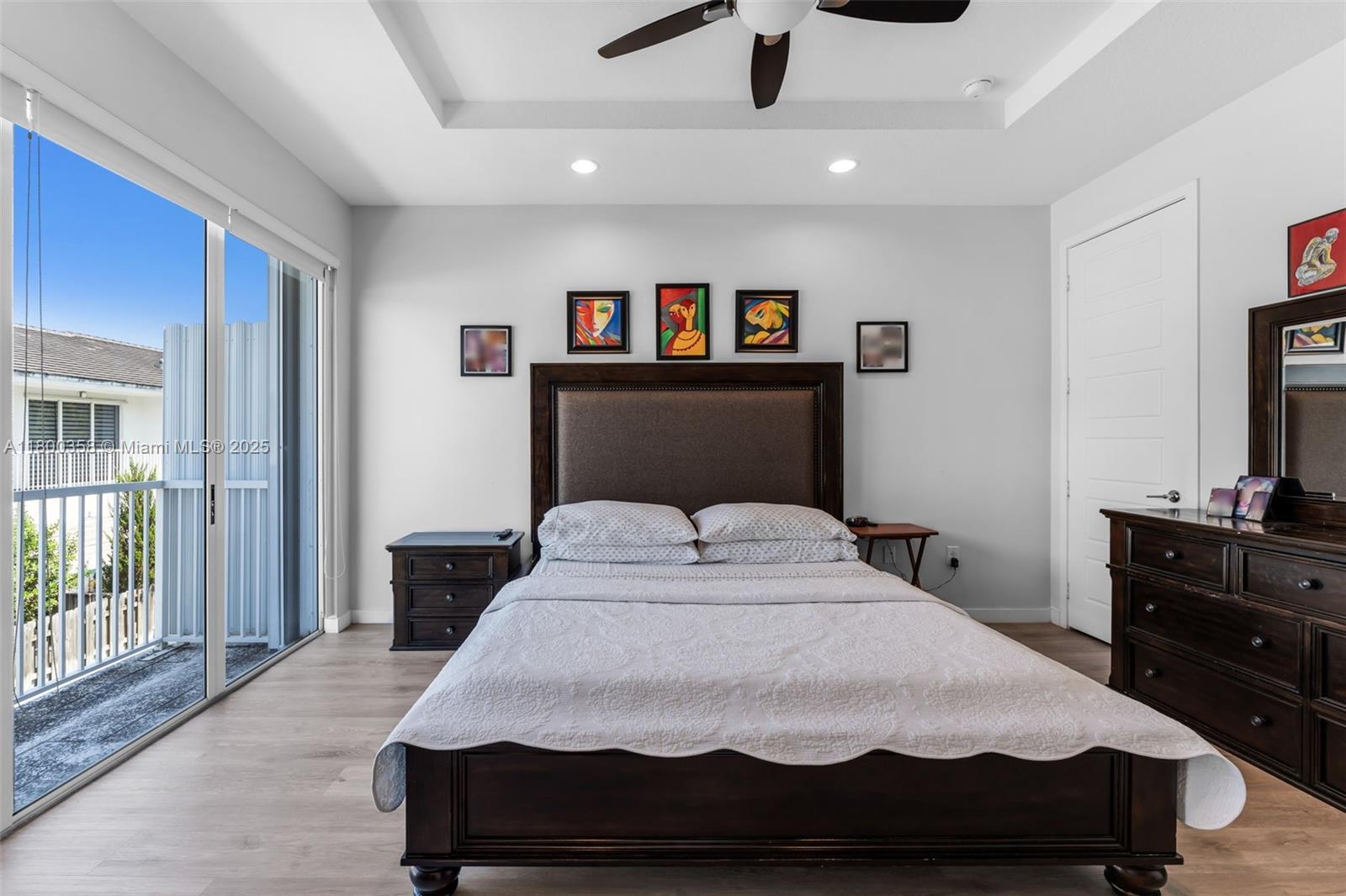 VENETIAN PARC - Residential