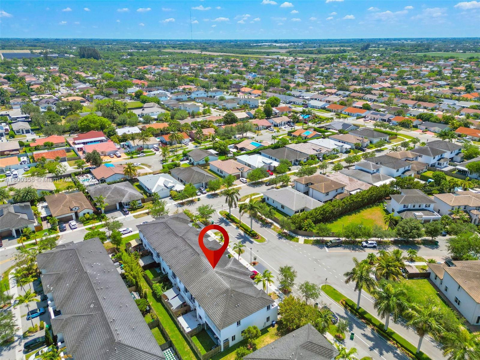 VENETIAN PARC - Residential