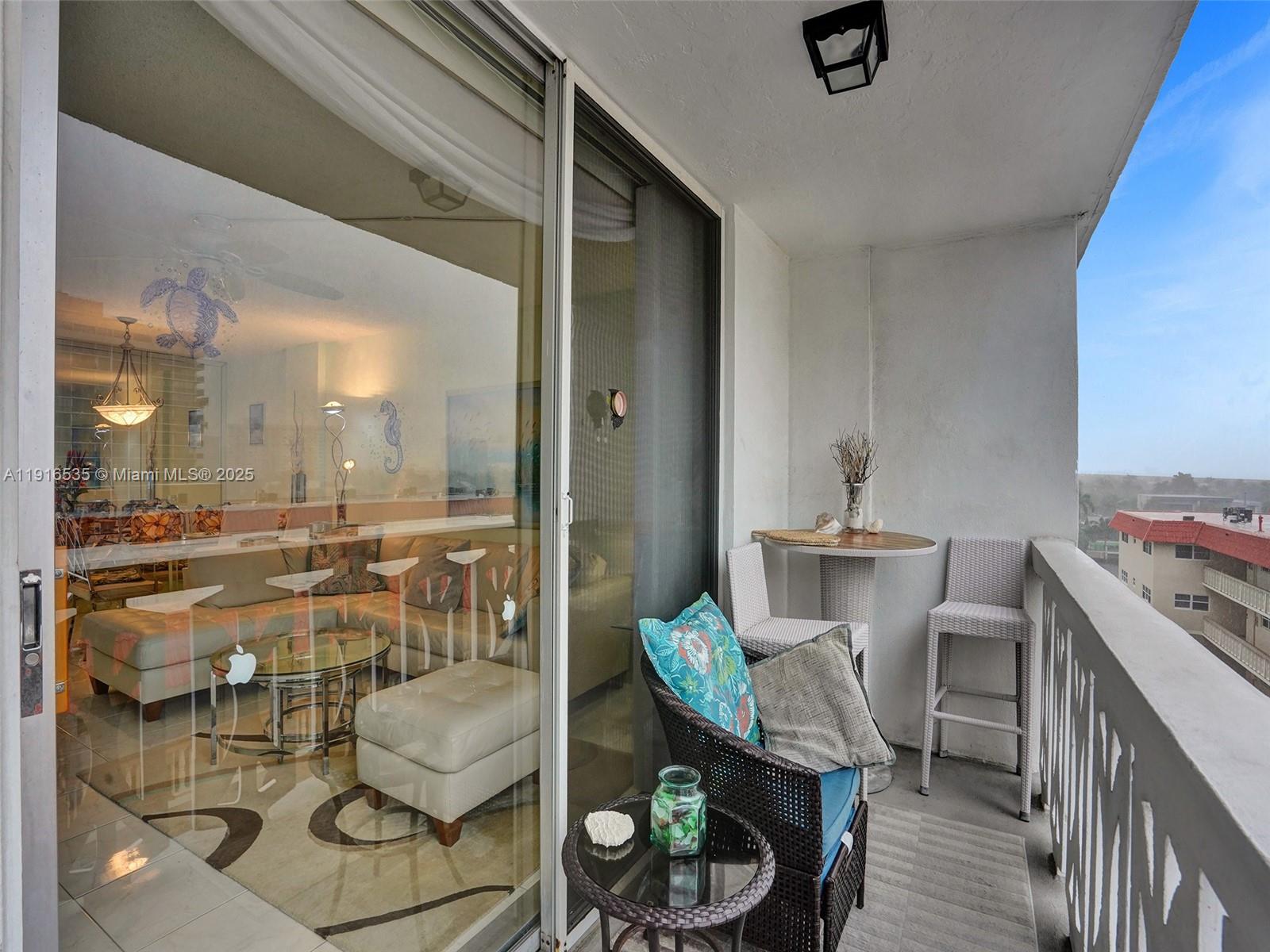 ASHLEIGH HOUSE CONDO - Residential