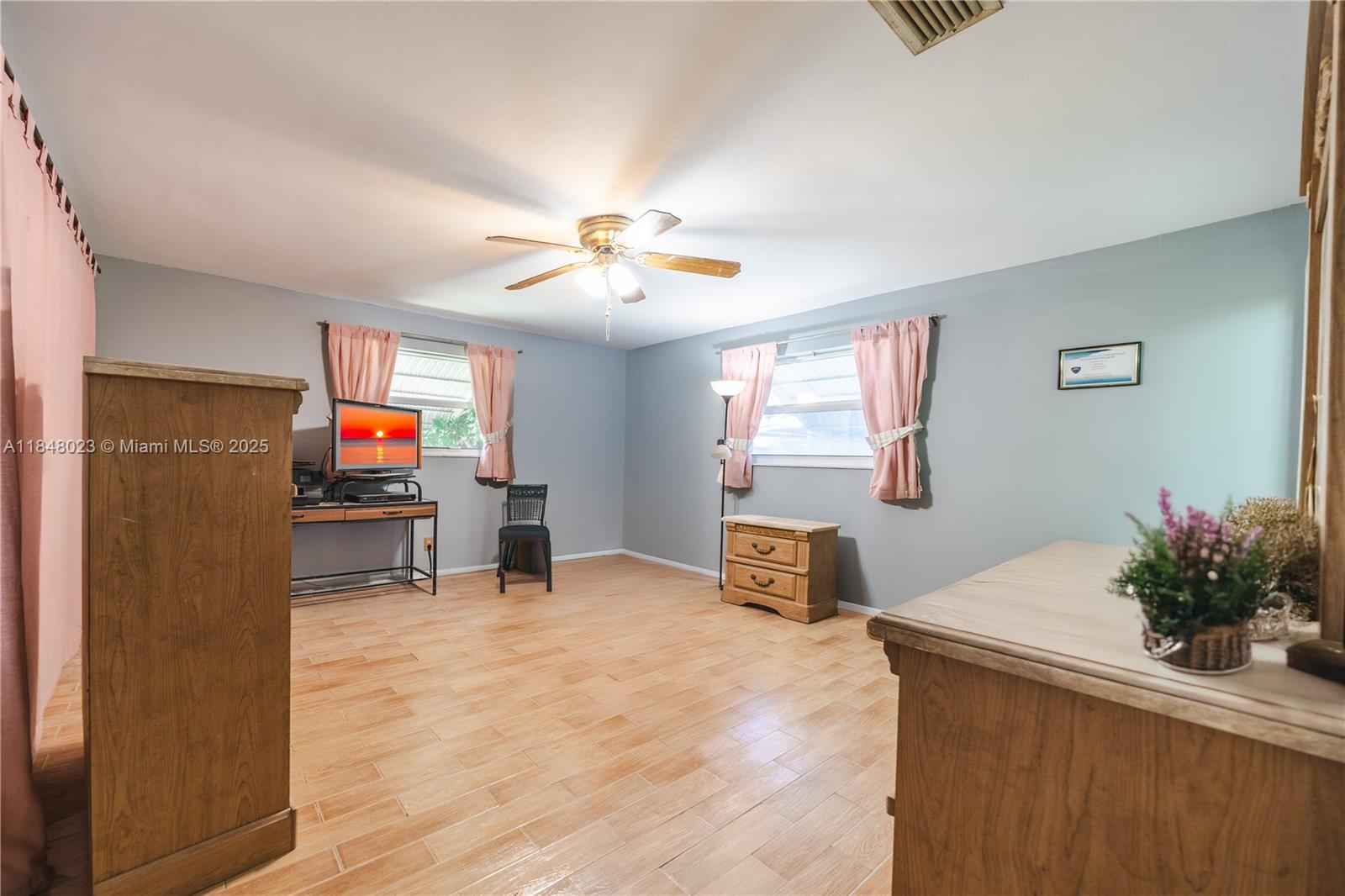 MAINLANDS OF TAMARAC LAKE - Residential