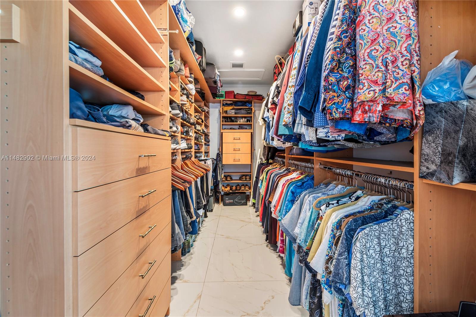 KEYSTONE ISLAND NO 2 - Residential