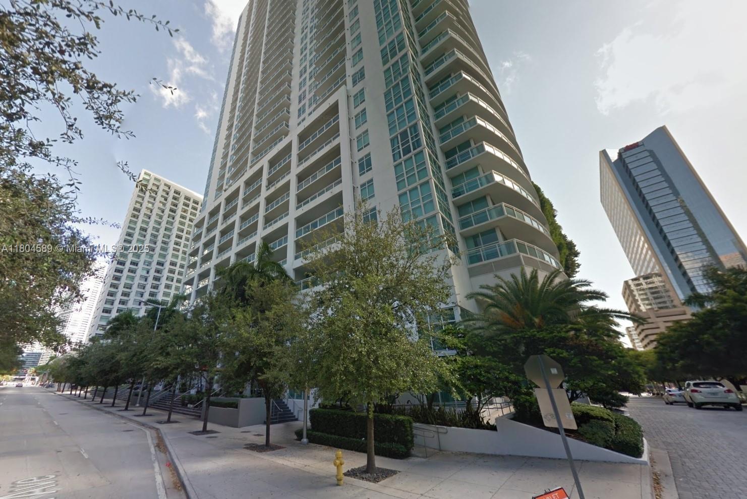 Rental Property at 951 Brickell Ave 409, Miami, Broward County, Florida - Bedrooms: 1 
Bathrooms: 1  - $2,950 MO.