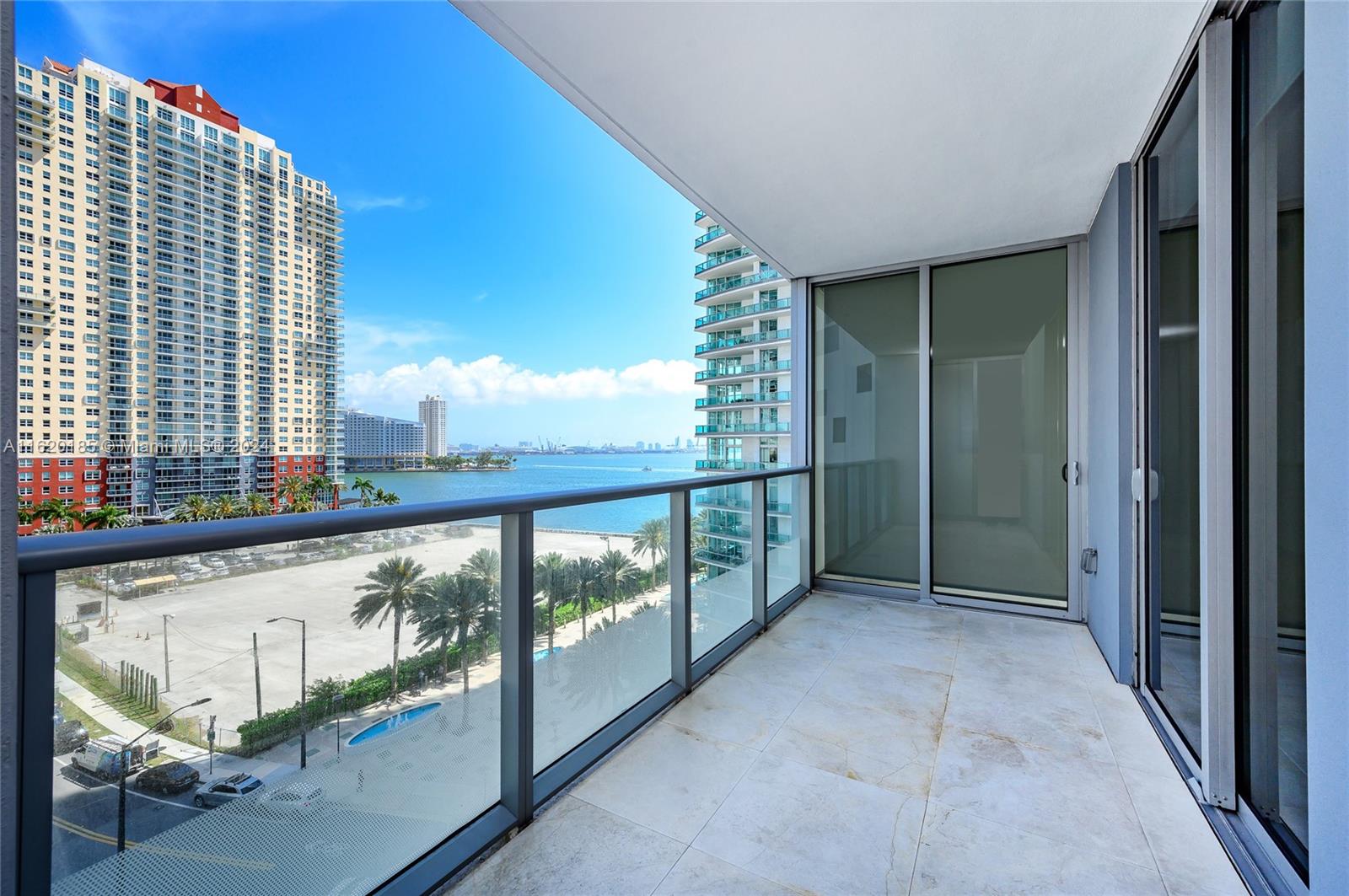 1300 Brickell Bay Dr 809