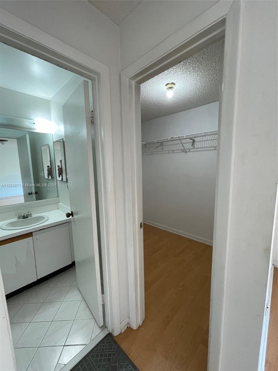 TOWNHOUSES AT JACARANDA - Residential Lease