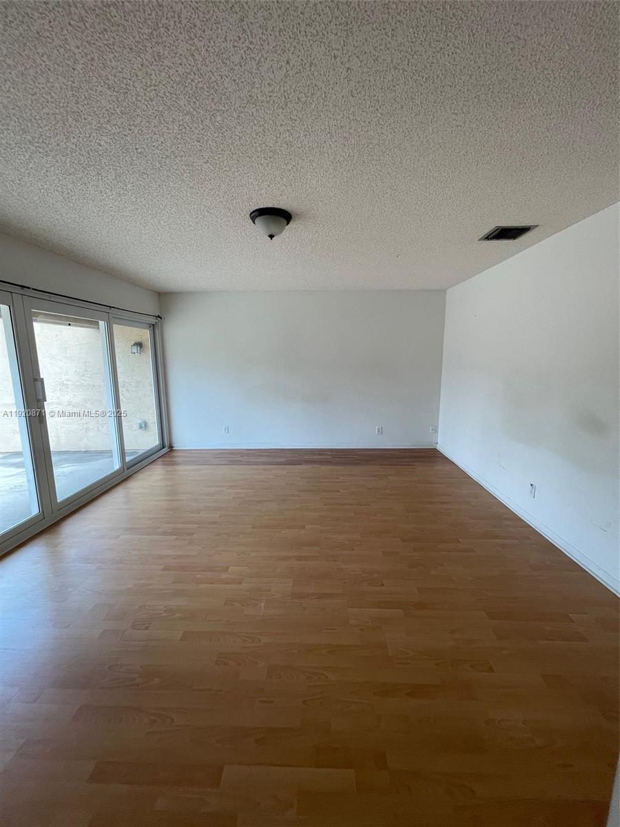 TOWNHOUSES AT JACARANDA - Residential Lease