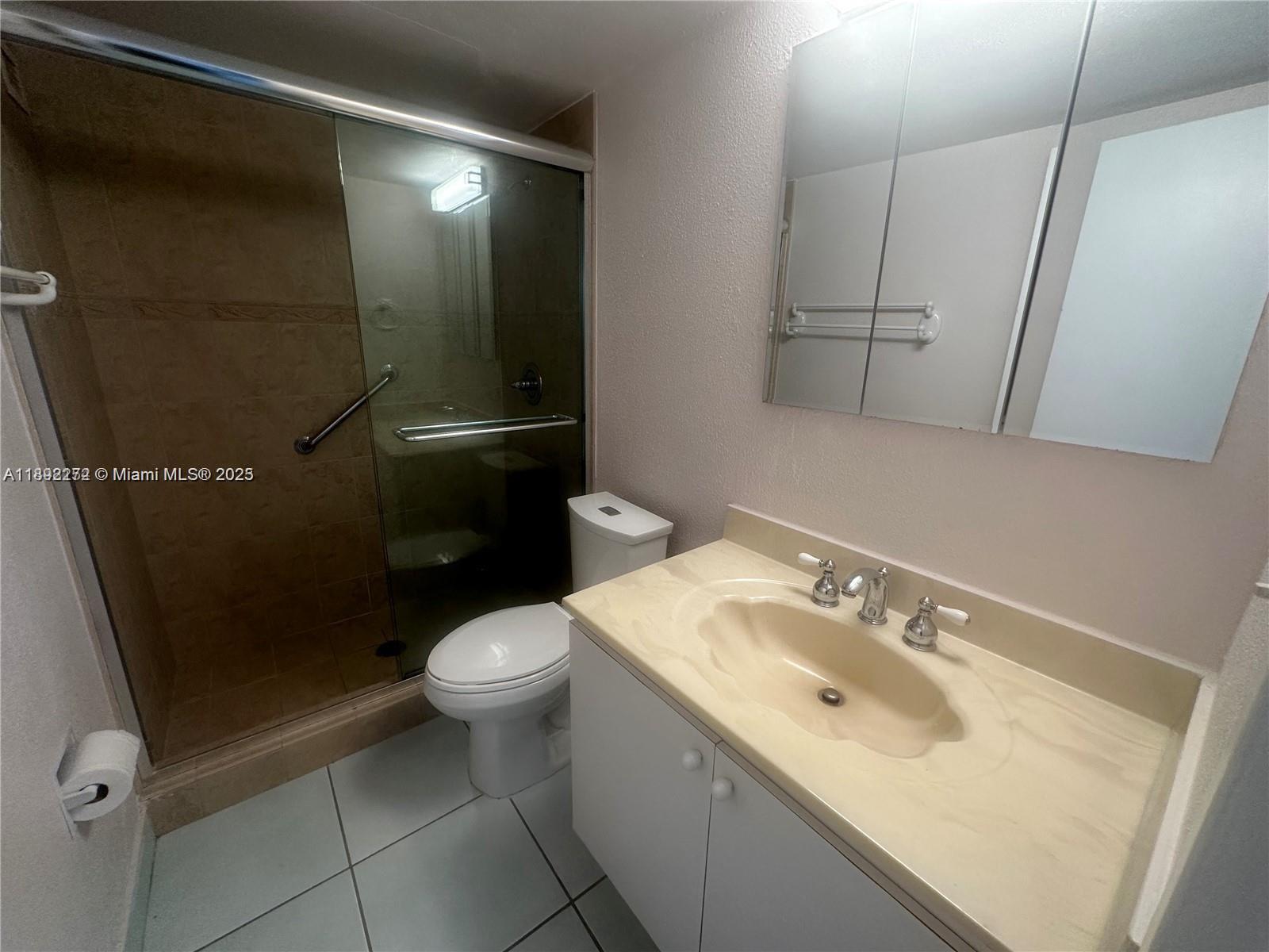 PARKER PLAZA CONDO ESTATE - Residential Lease