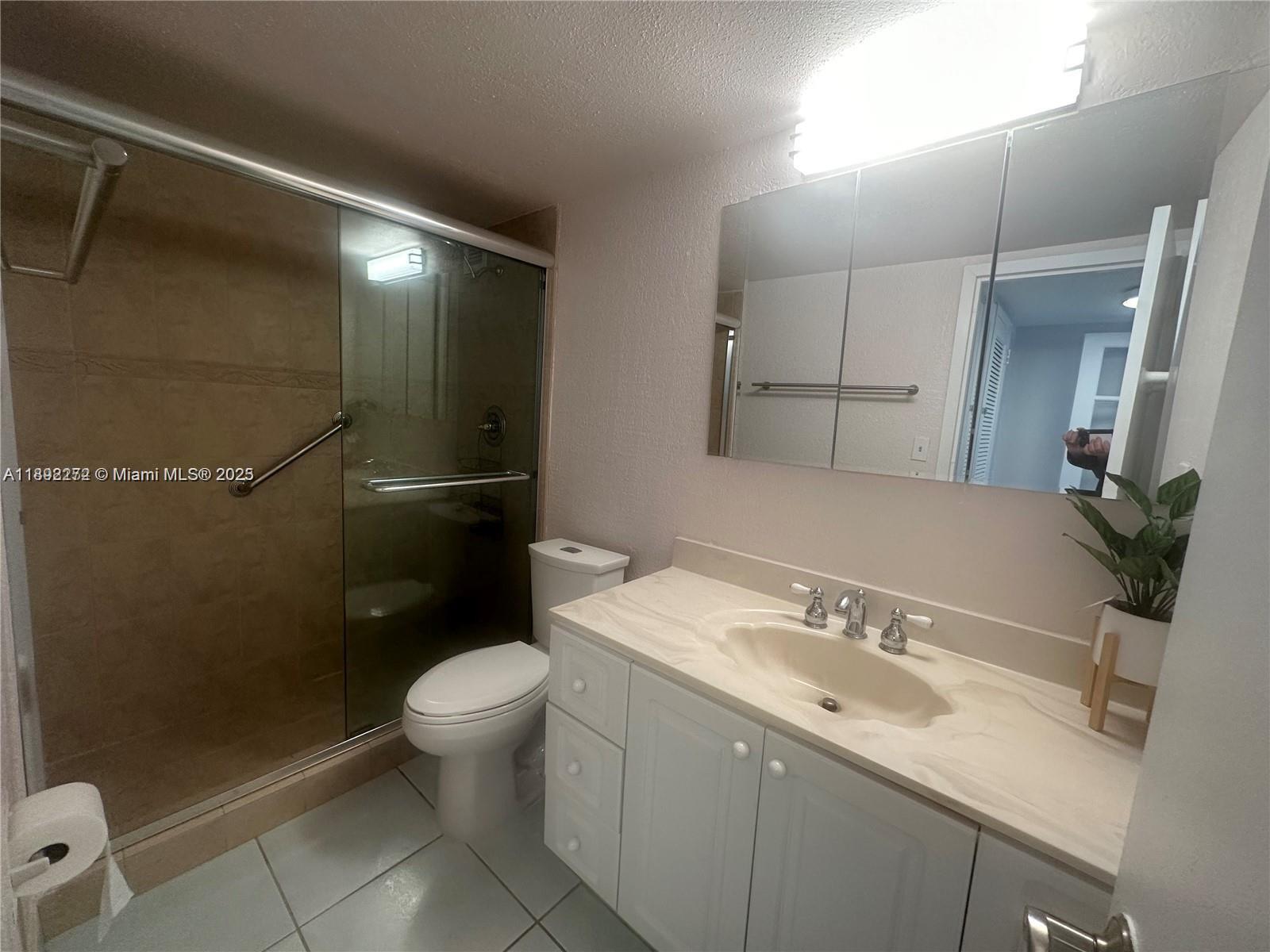 PARKER PLAZA CONDO ESTATE - Residential Lease