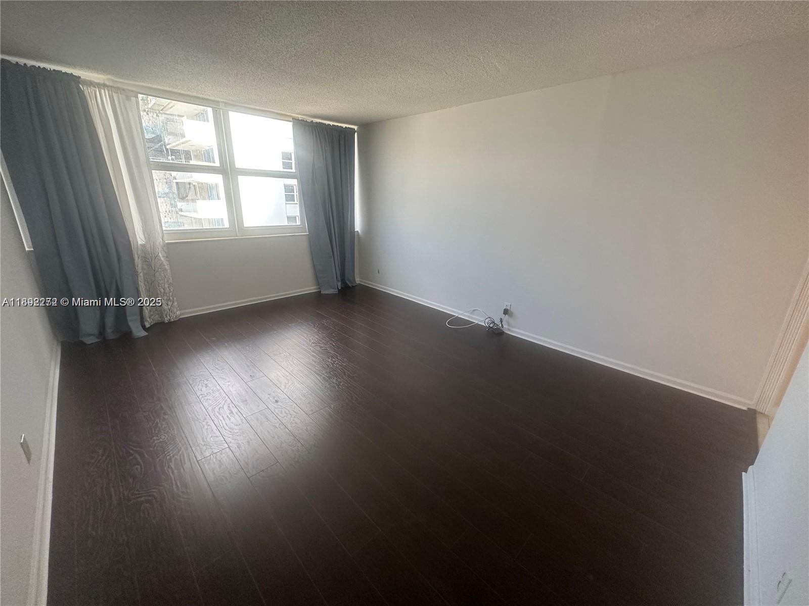 PARKER PLAZA CONDO ESTATE - Residential Lease