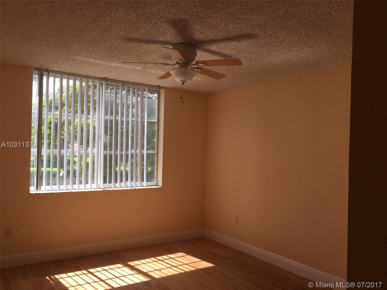ST ANDREWS CONDO - Residential Lease