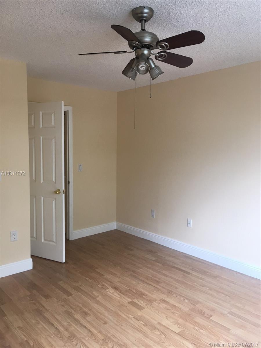 ST ANDREWS CONDO - Residential Lease