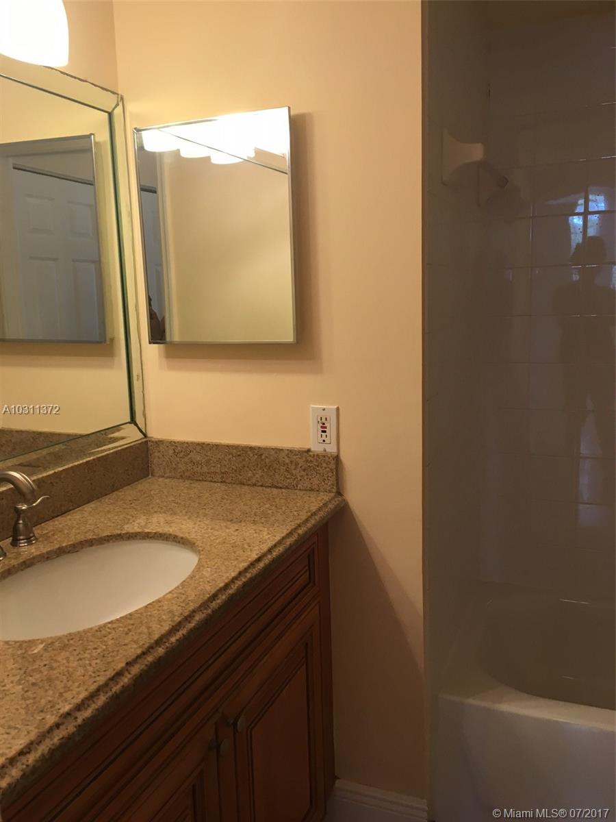ST ANDREWS CONDO - Residential Lease