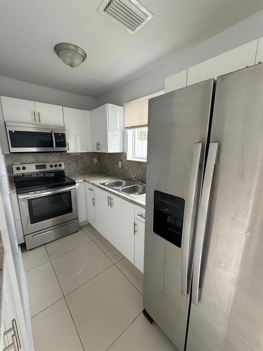 PARA VILLA HGTS - Residential Income